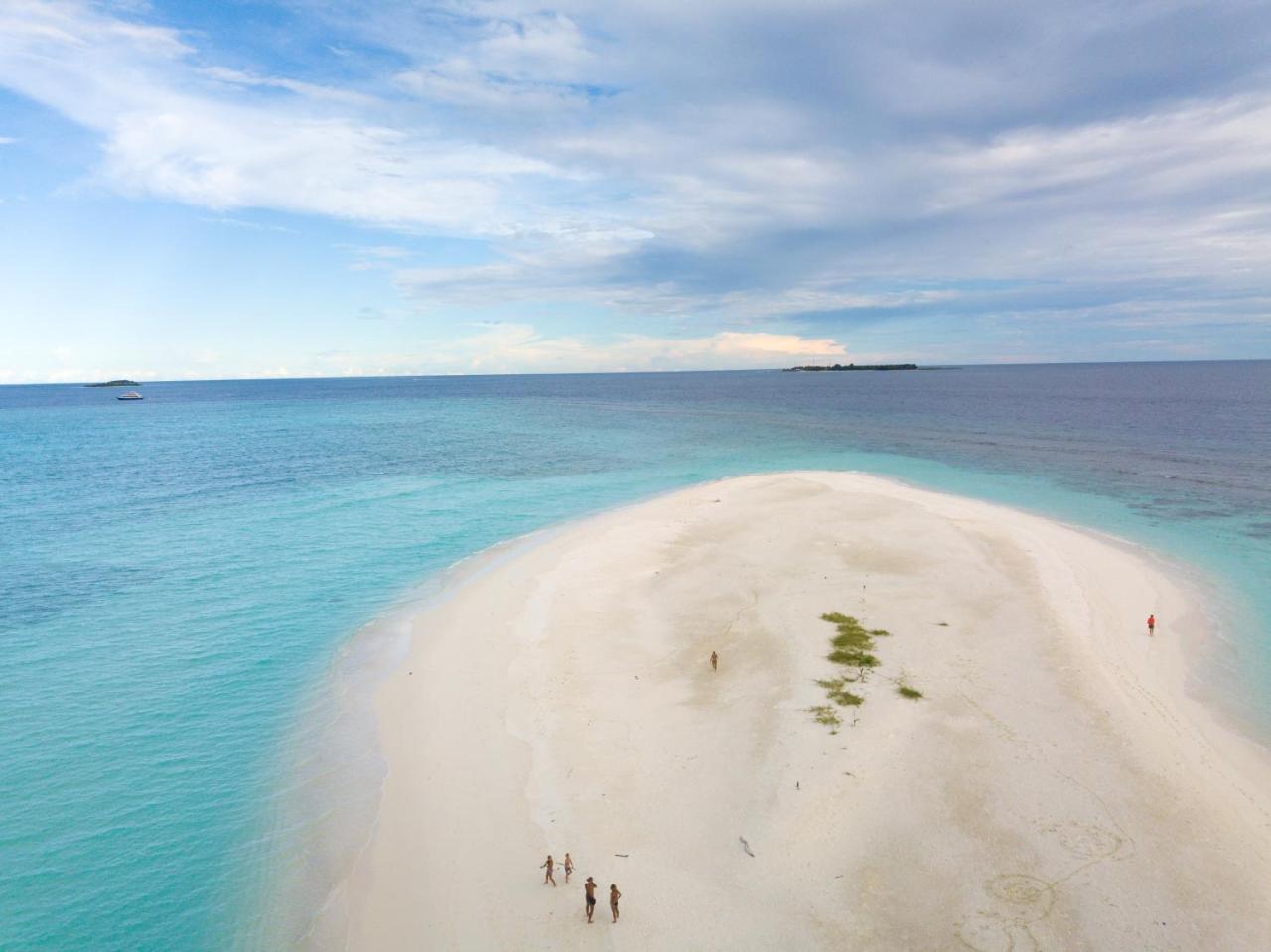 Blue World Dharavandhoo Luaran gambar